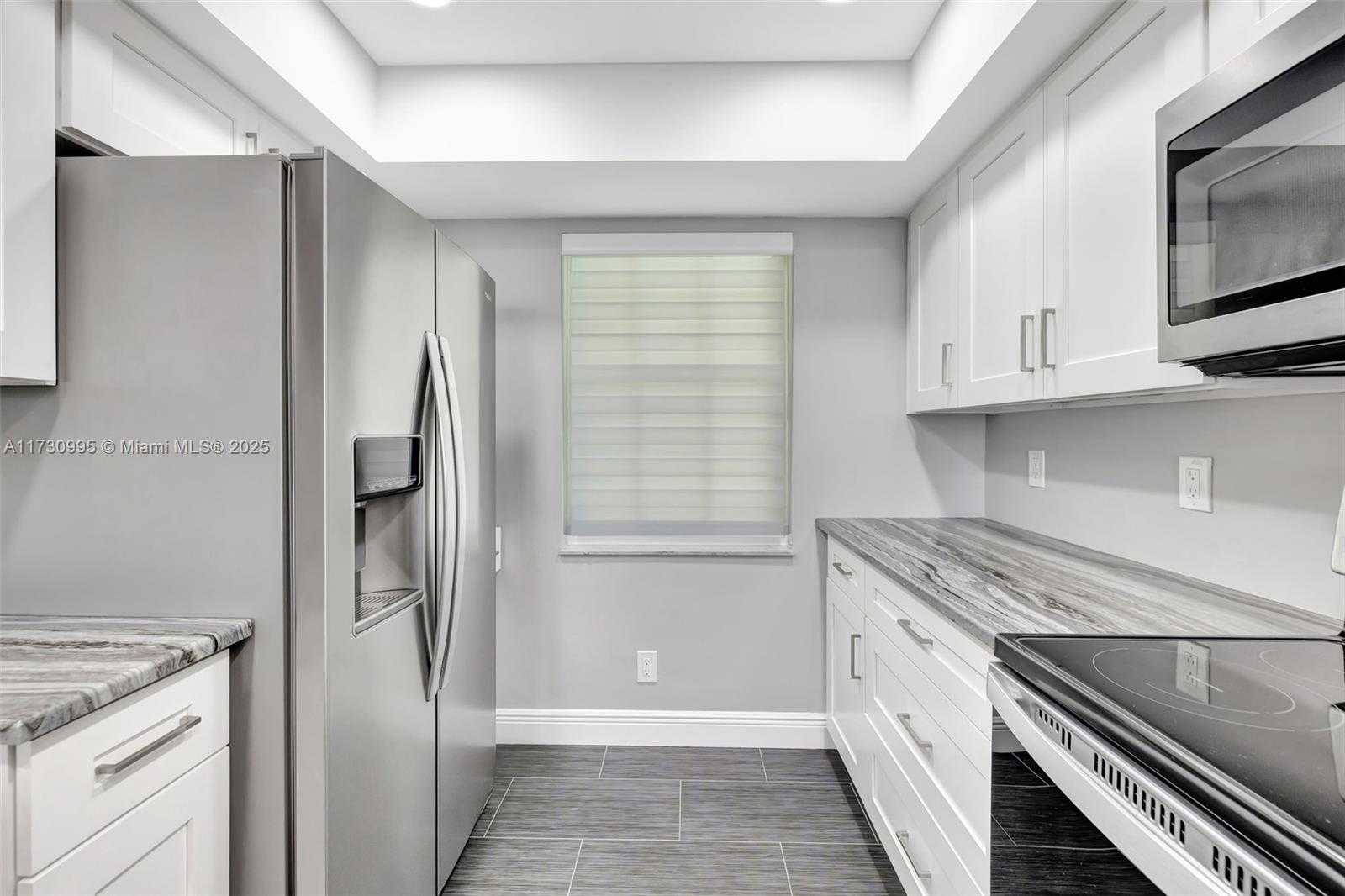 Small Image of 805 CYPRESS BLVD #301, Pompano Beach Number 4