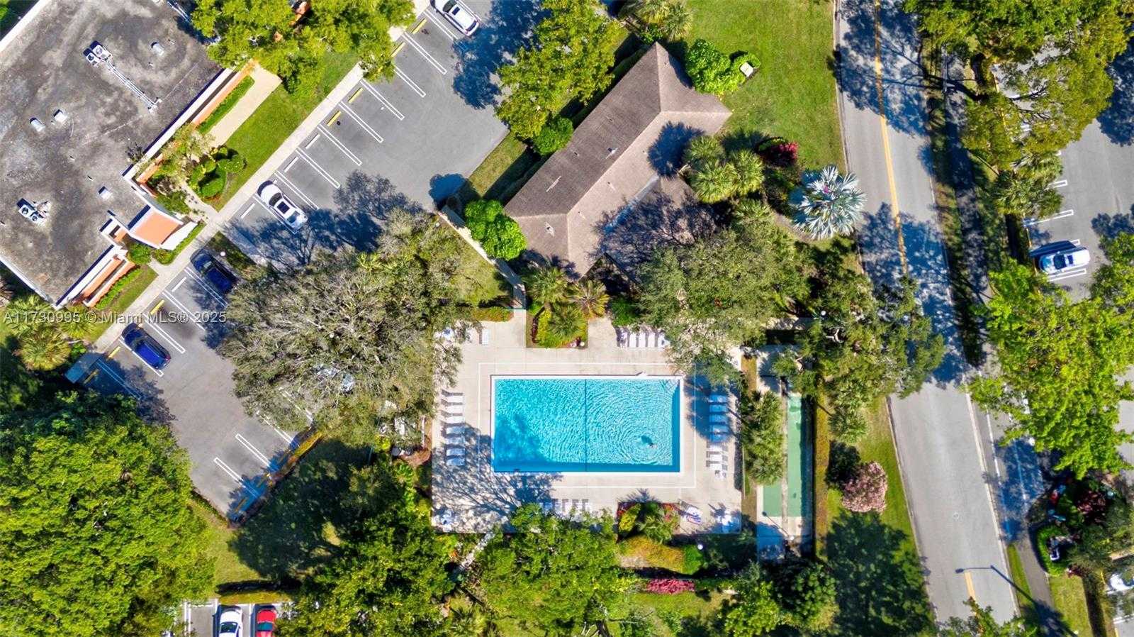 Small Image of 805 CYPRESS BLVD #301, Pompano Beach Number 49