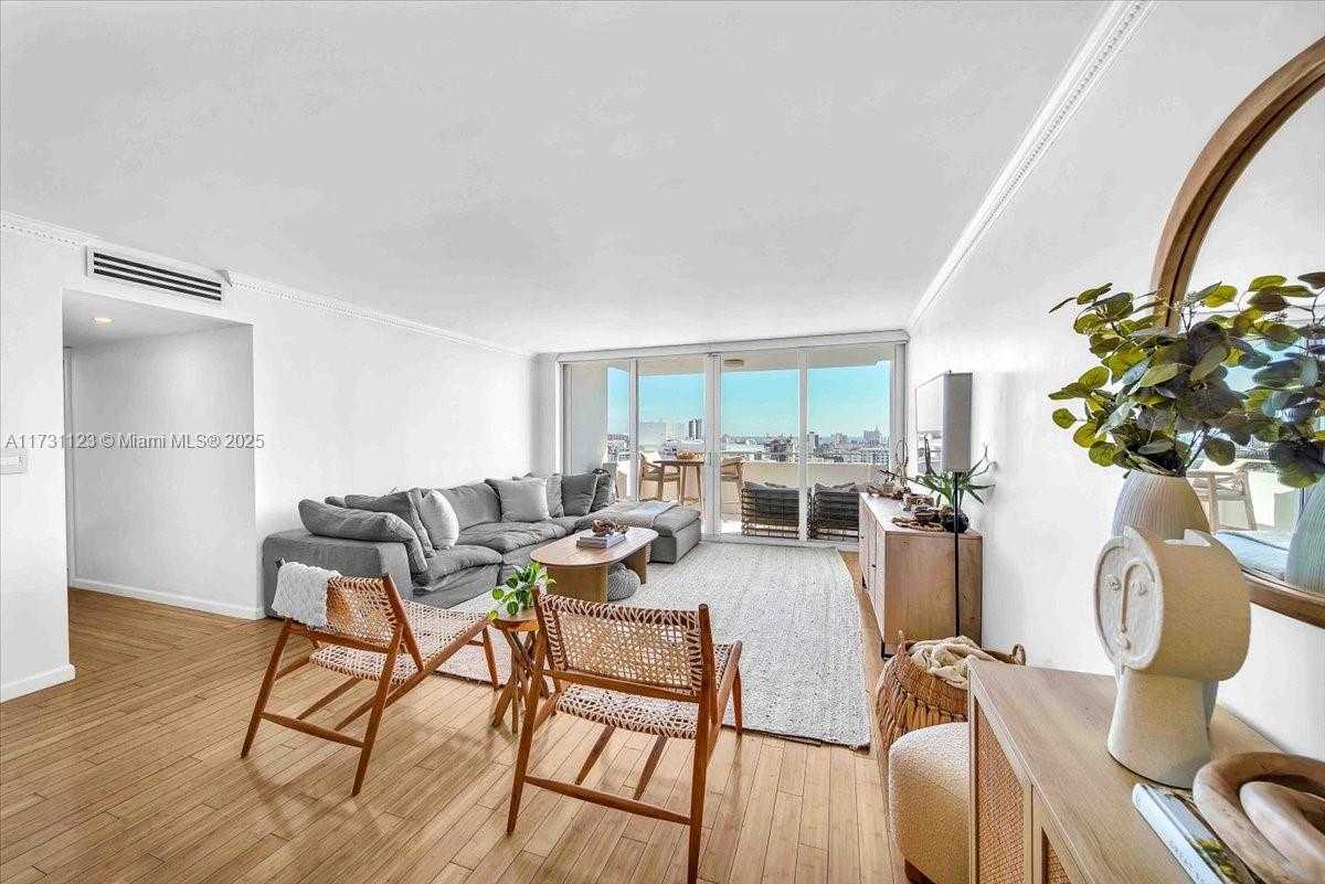 Small Image of 11 ISLAND AV #2010, Miami Beach Number 16
