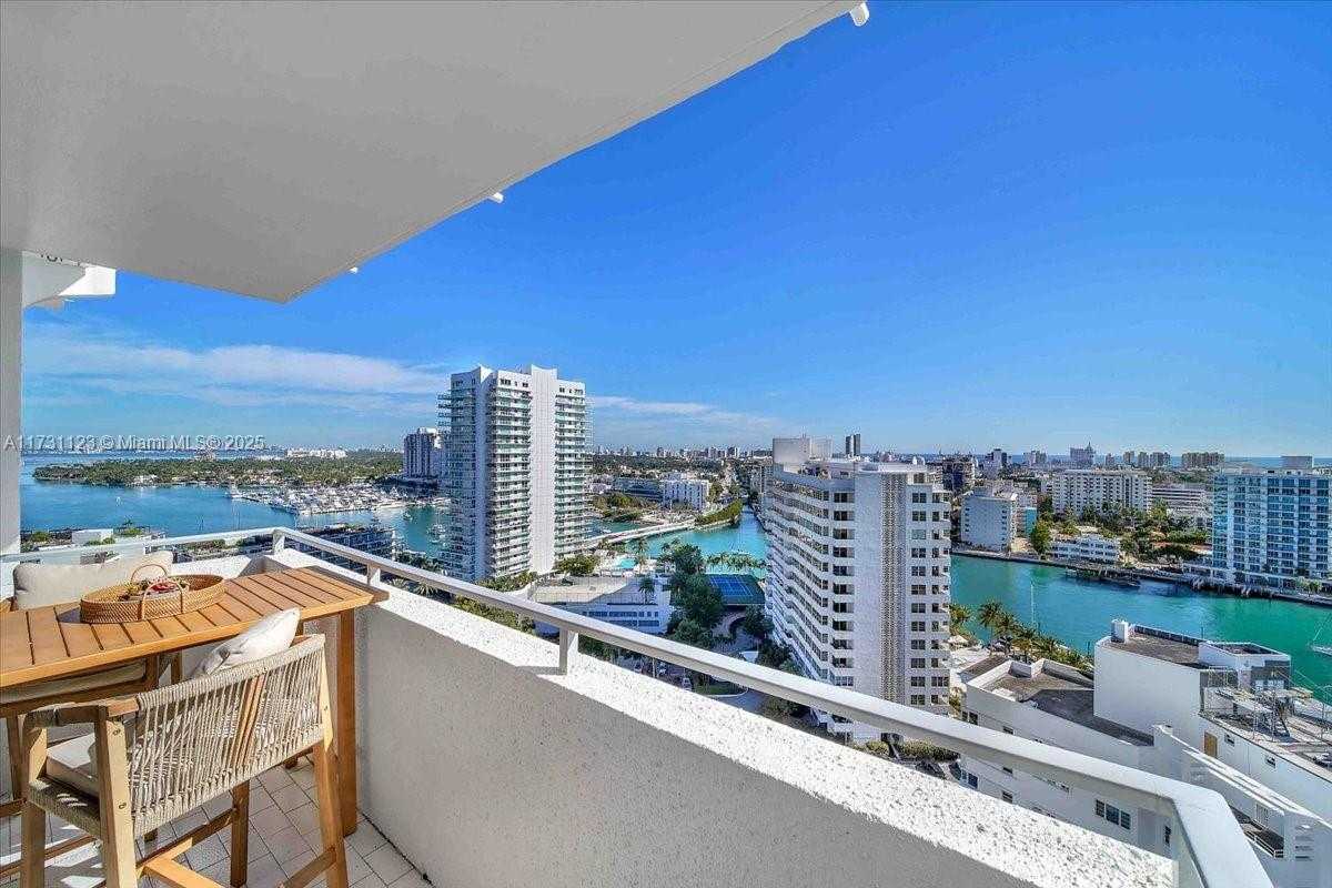 Small Image of 11 ISLAND AV #2010, Miami Beach Number 19