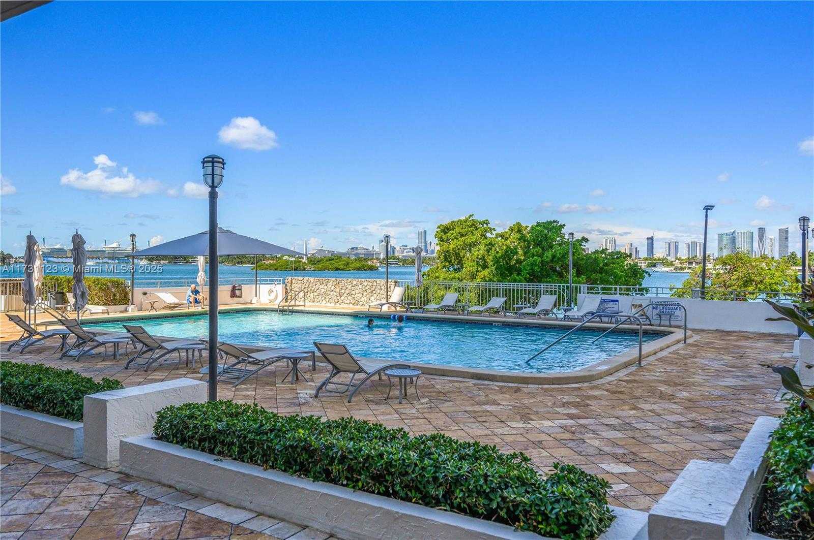Small Image of 11 ISLAND AV #2010, Miami Beach Number 38
