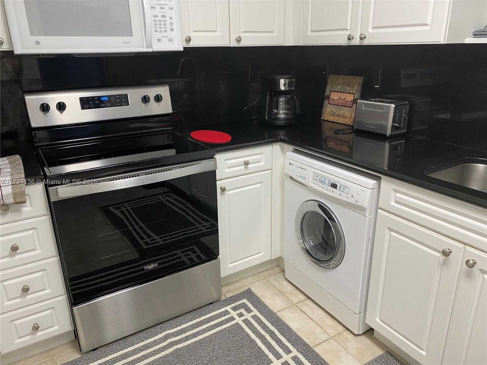 Small Image of 2501 SOUTH OCEAN #828, Hollywood Number 15