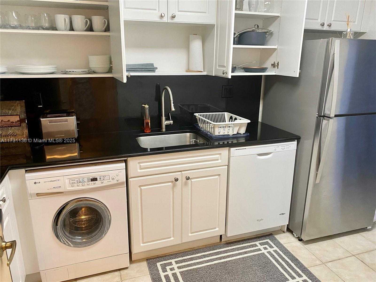 Small Image of 2501 SOUTH OCEAN #828, Hollywood Number 26