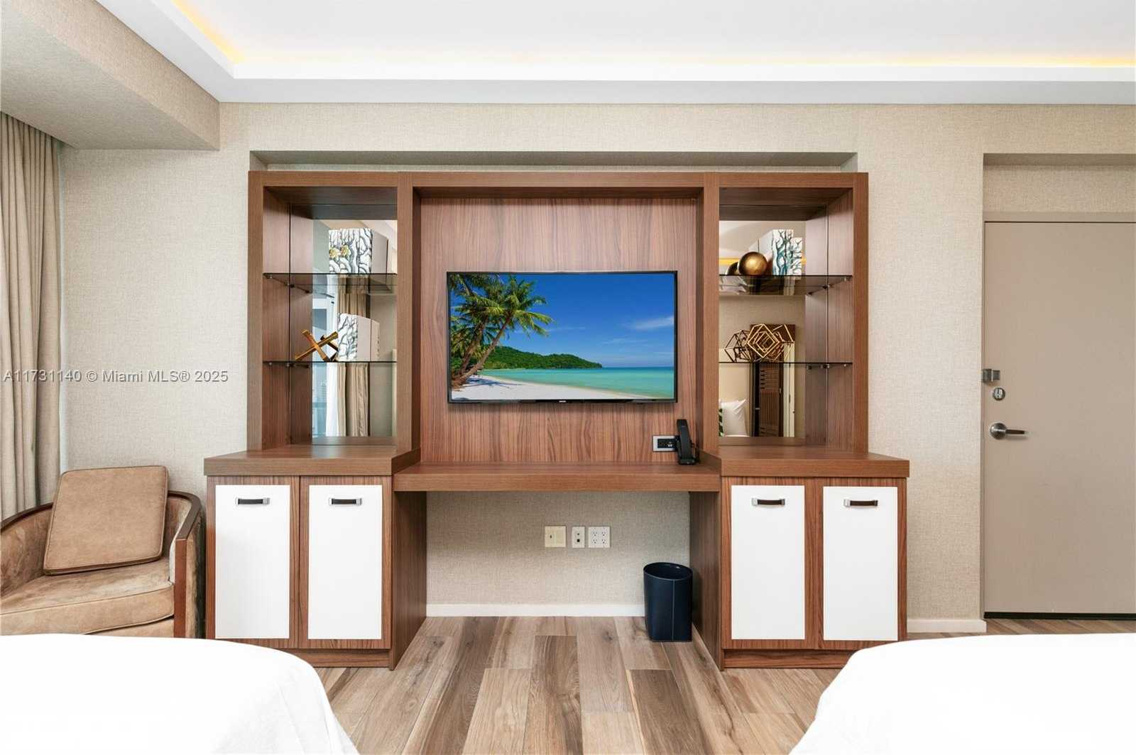 Small Image of 551 NORTH FORT LAUDERDALE BEACH BLVD #H804, Fort Lauderdale Number 3