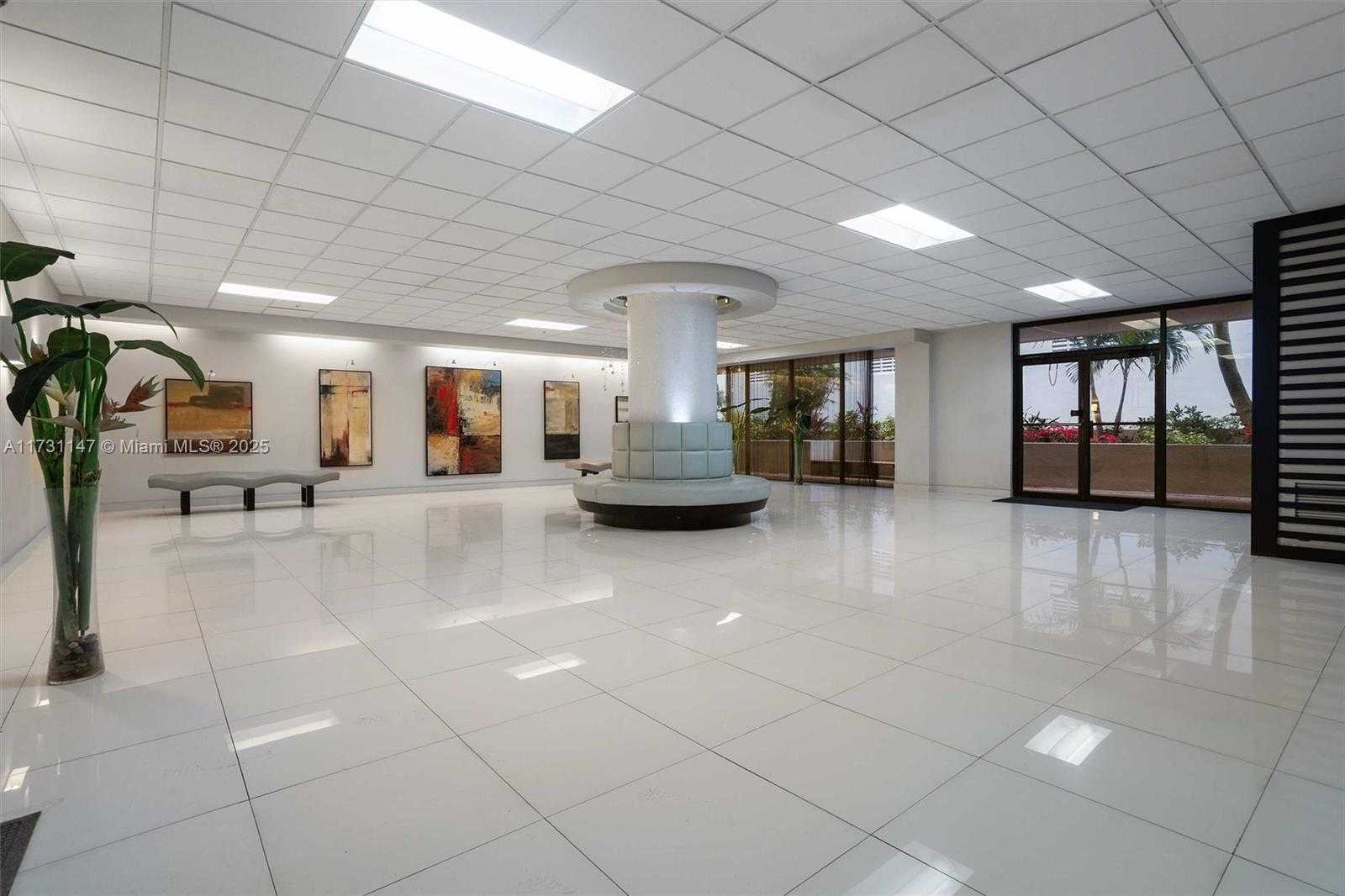 Small Image of 1623 COLLINS AVE #812, Miami Beach Number 24