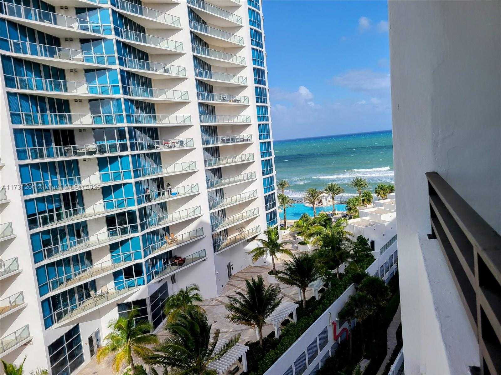 Small Image of 3505 OCEAN DR #905, Hollywood Number 14