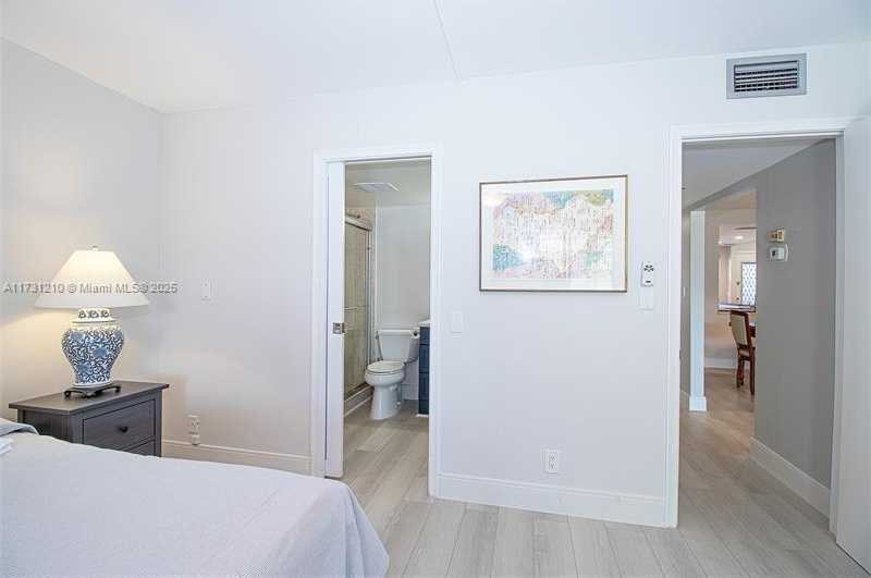 Small Image of 3203 PORTOFINO PT #F2, Coconut Creek Number 24