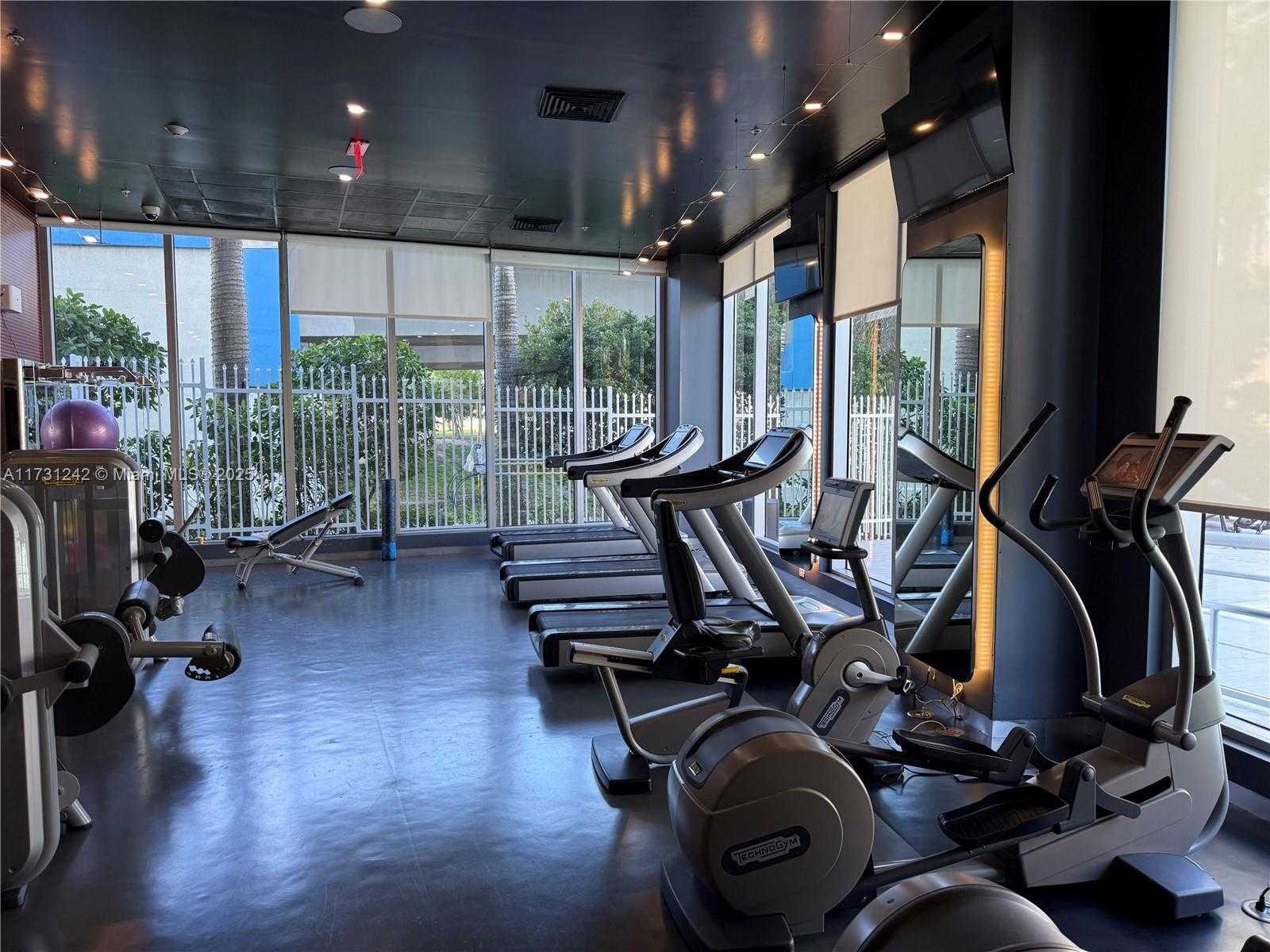 Small Image of 2602 EAST HALLANDALE BEACH BLVD #R1006, Hallandale Beach Number 20