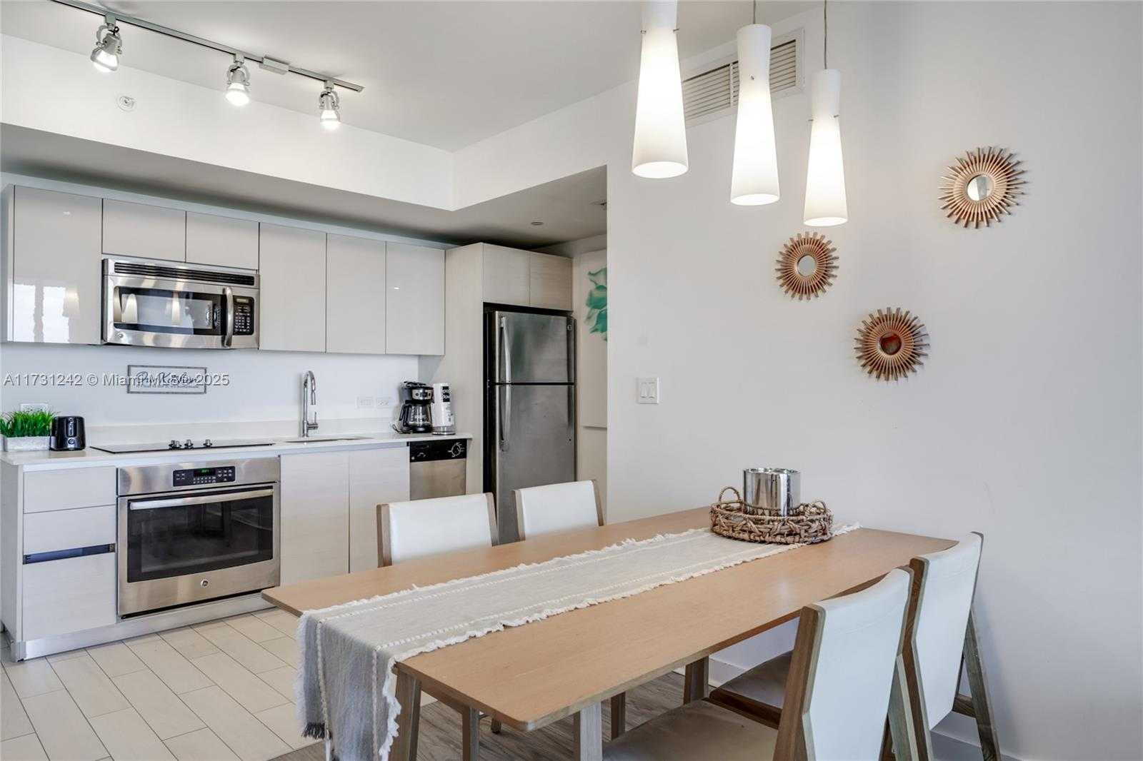Small Image of 2602 EAST HALLANDALE BEACH BLVD #R1006, Hallandale Beach Number 5