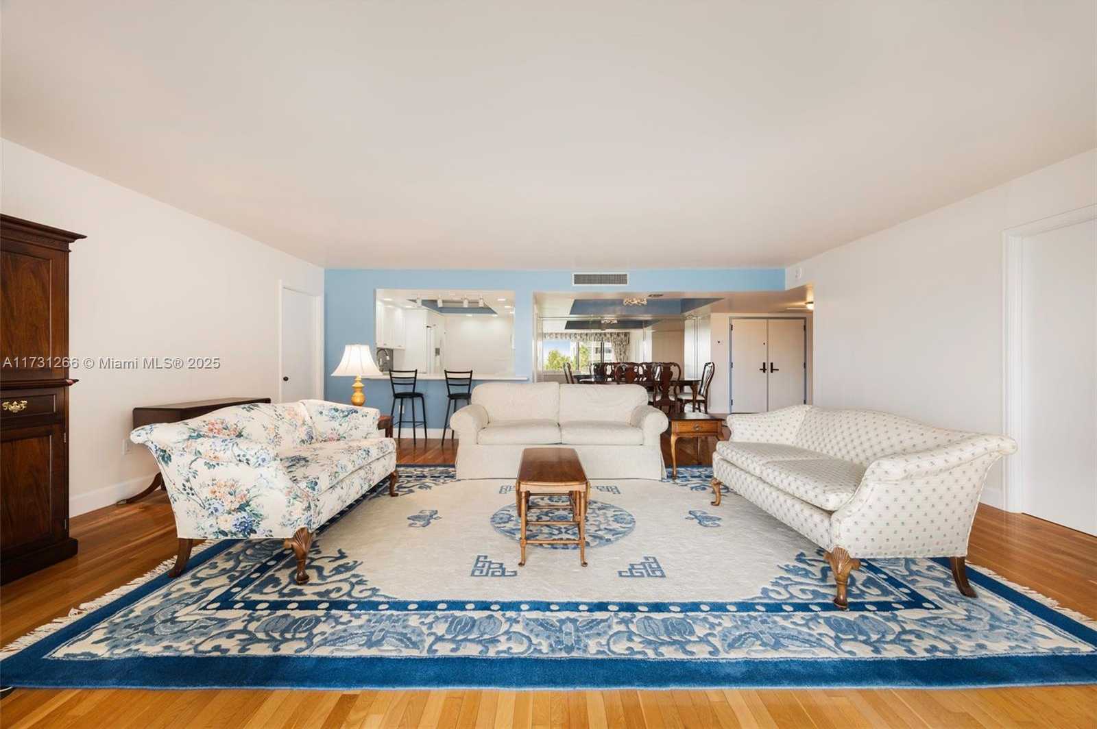 Small Image of 2 GROVE ISLE DR #B404, Coconut Grove Number 6