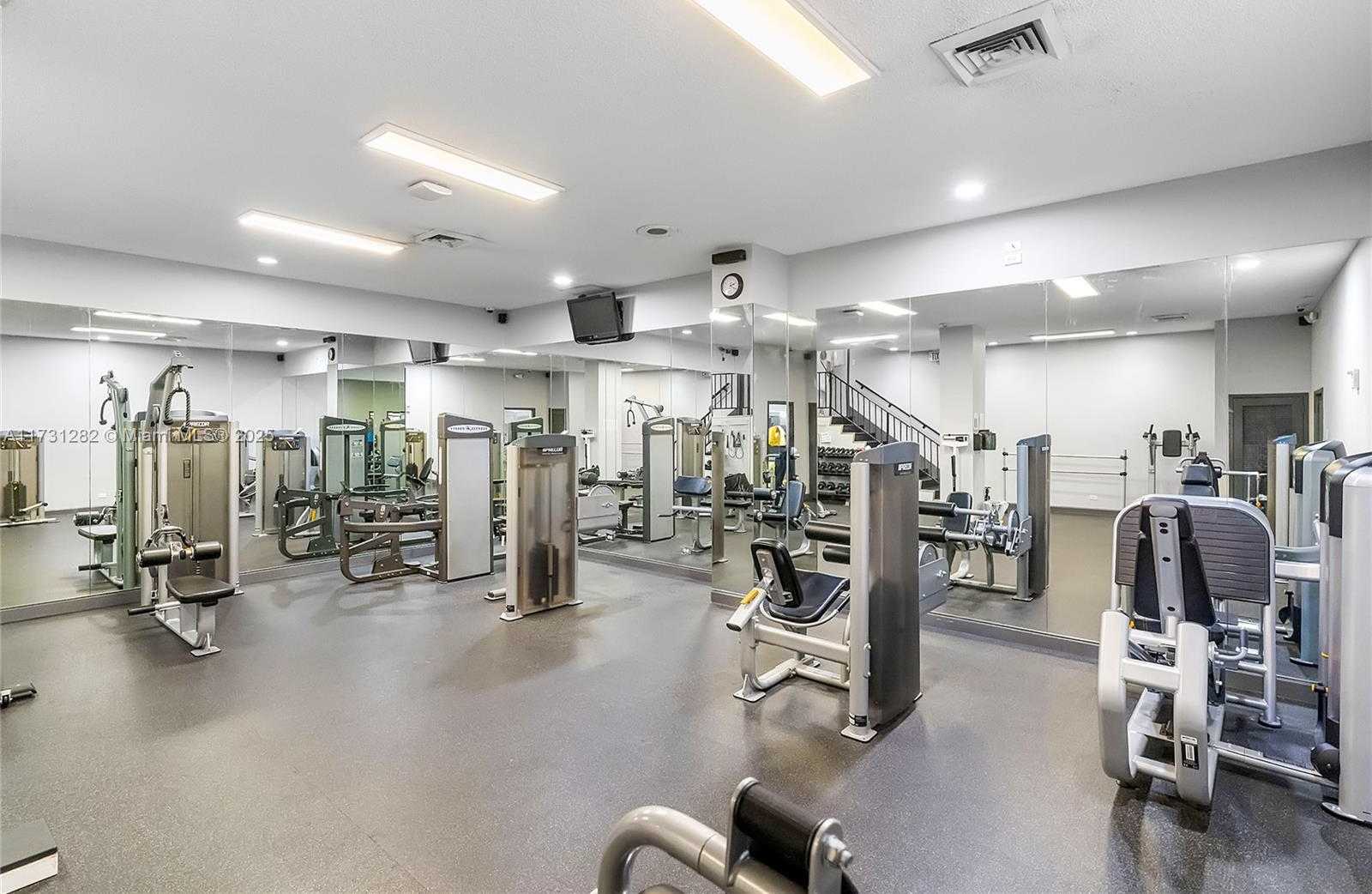Small Image of 251 174 #107, Sunny Isles Beach Number 40
