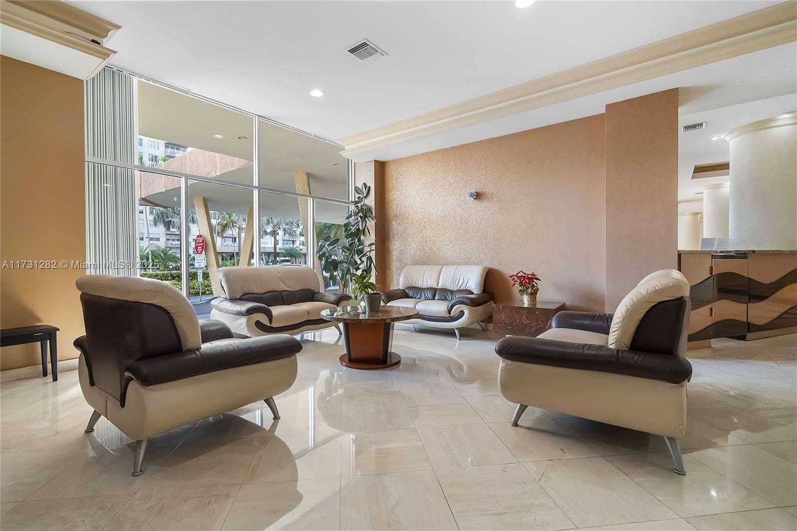 Small Image of 251 174 #107, Sunny Isles Beach Number 55