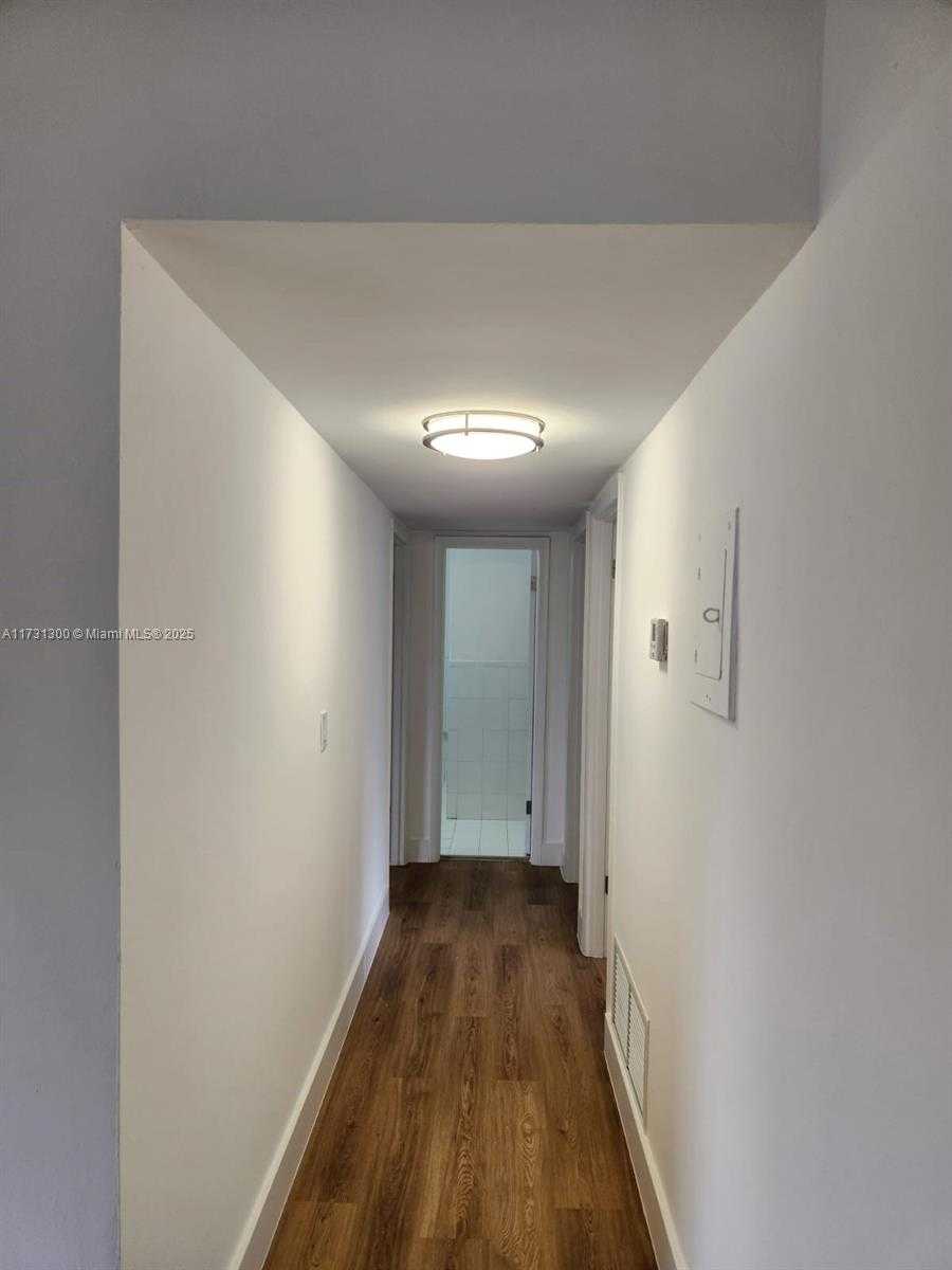 Small Image of 10772 NORTH KENDALL DR #G6, Miami Number 14