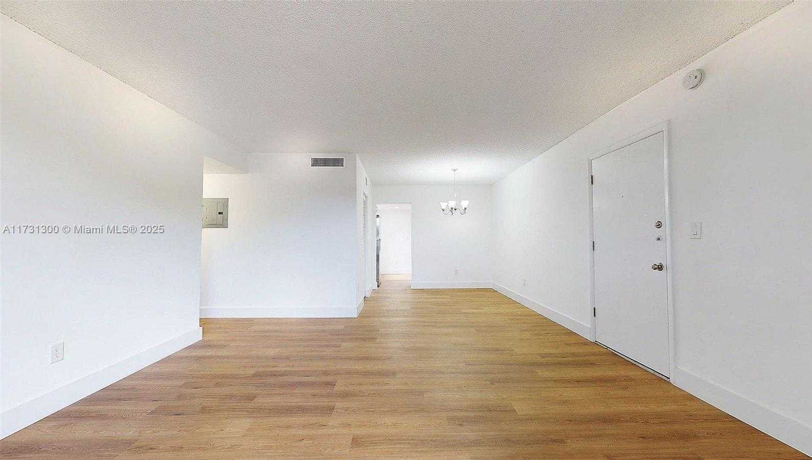 Small Image of 10772 NORTH KENDALL DR #G6, Miami Number 22