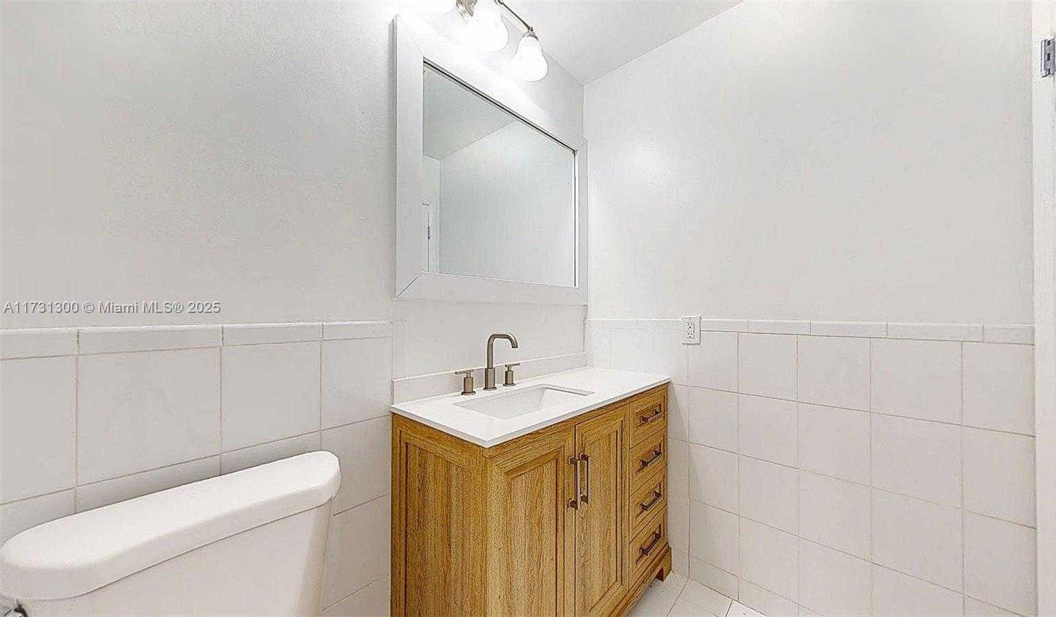 Small Image of 10772 NORTH KENDALL DR #G6, Miami Number 23