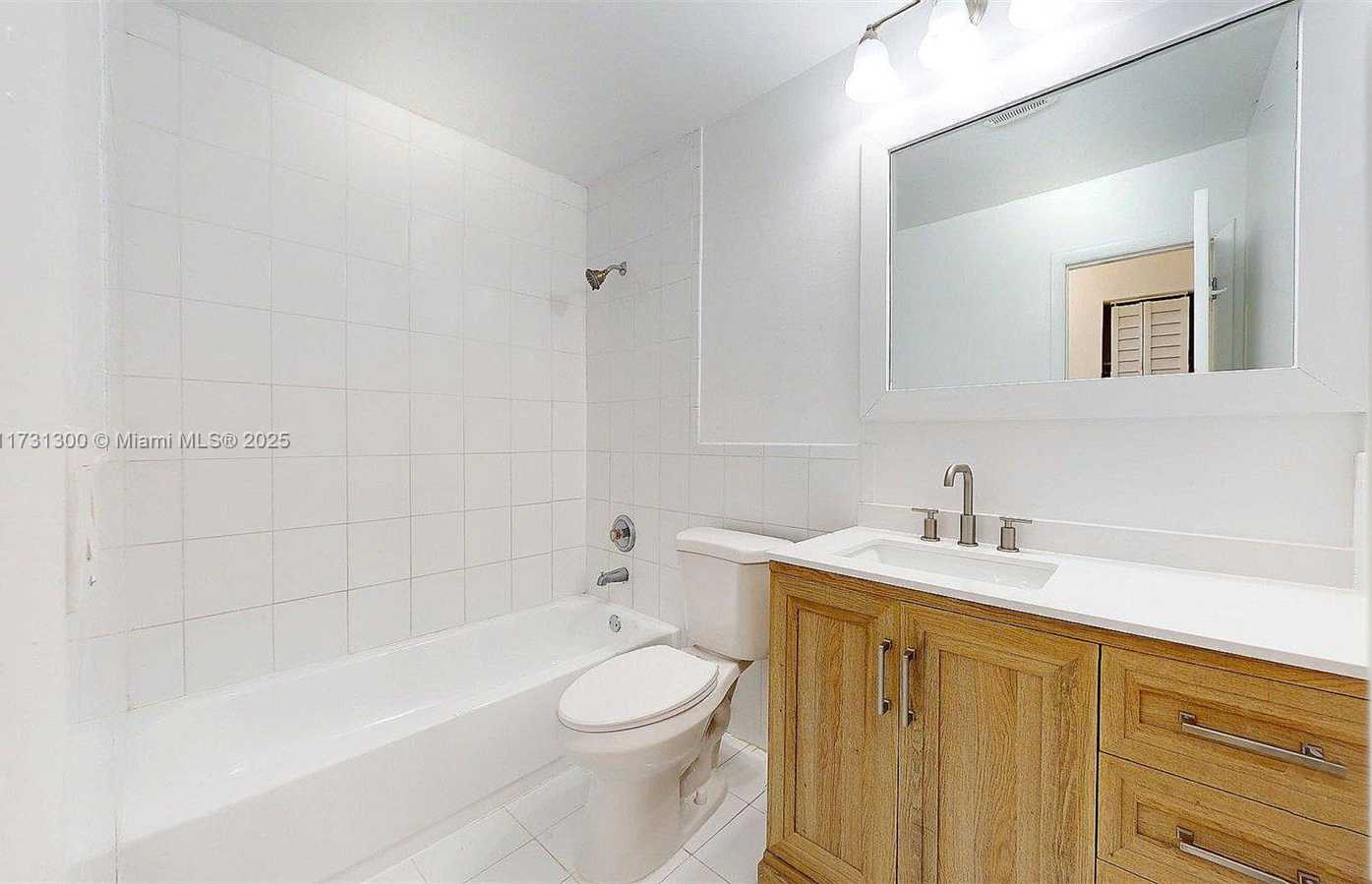 Small Image of 10772 NORTH KENDALL DR #G6, Miami Number 24