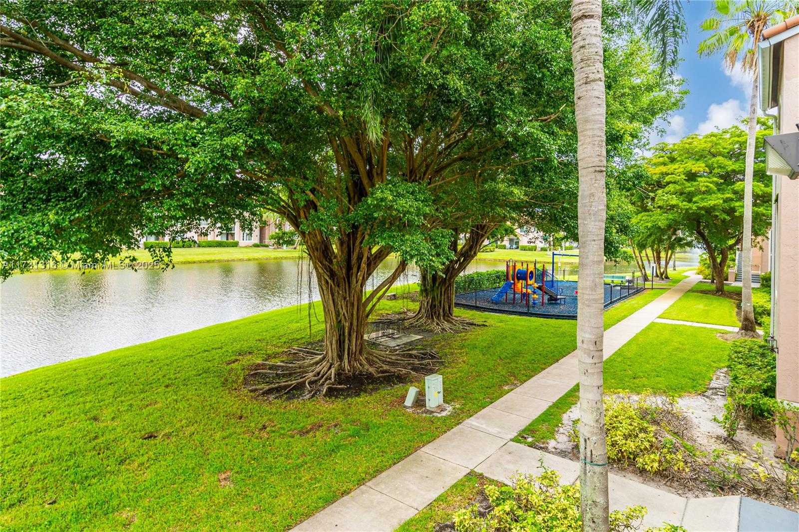 Small Image of 12142 SAINT ANDREWS PL #206, Miramar Number 23