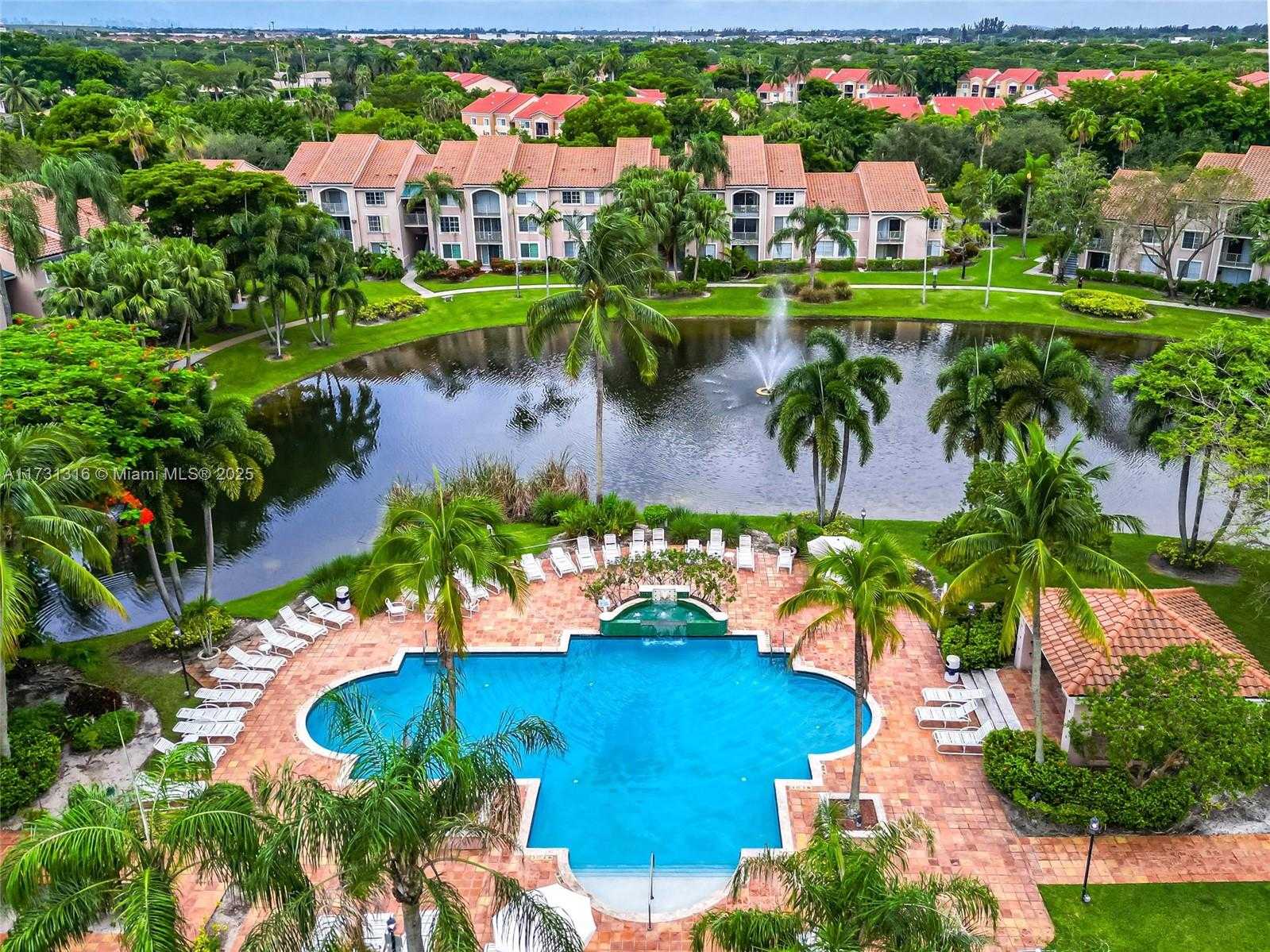 Small Image of 12142 SAINT ANDREWS PL #206, Miramar Number 26