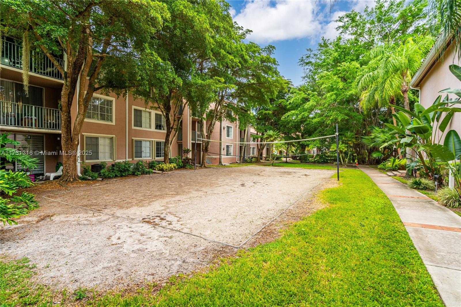 Small Image of 12142 SAINT ANDREWS PL #206, Miramar Number 28