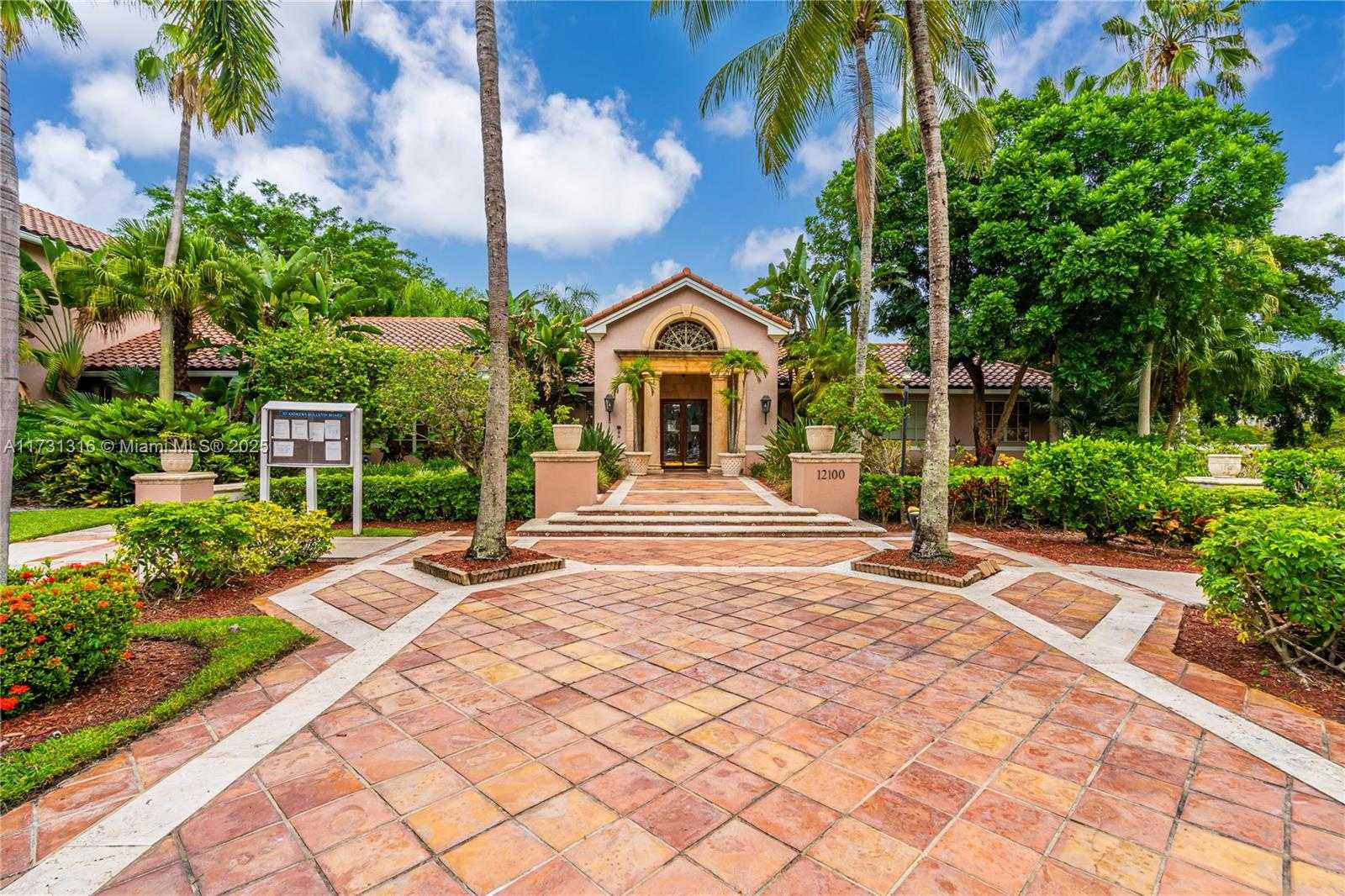 Small Image of 12142 SAINT ANDREWS PL #206, Miramar Number 32