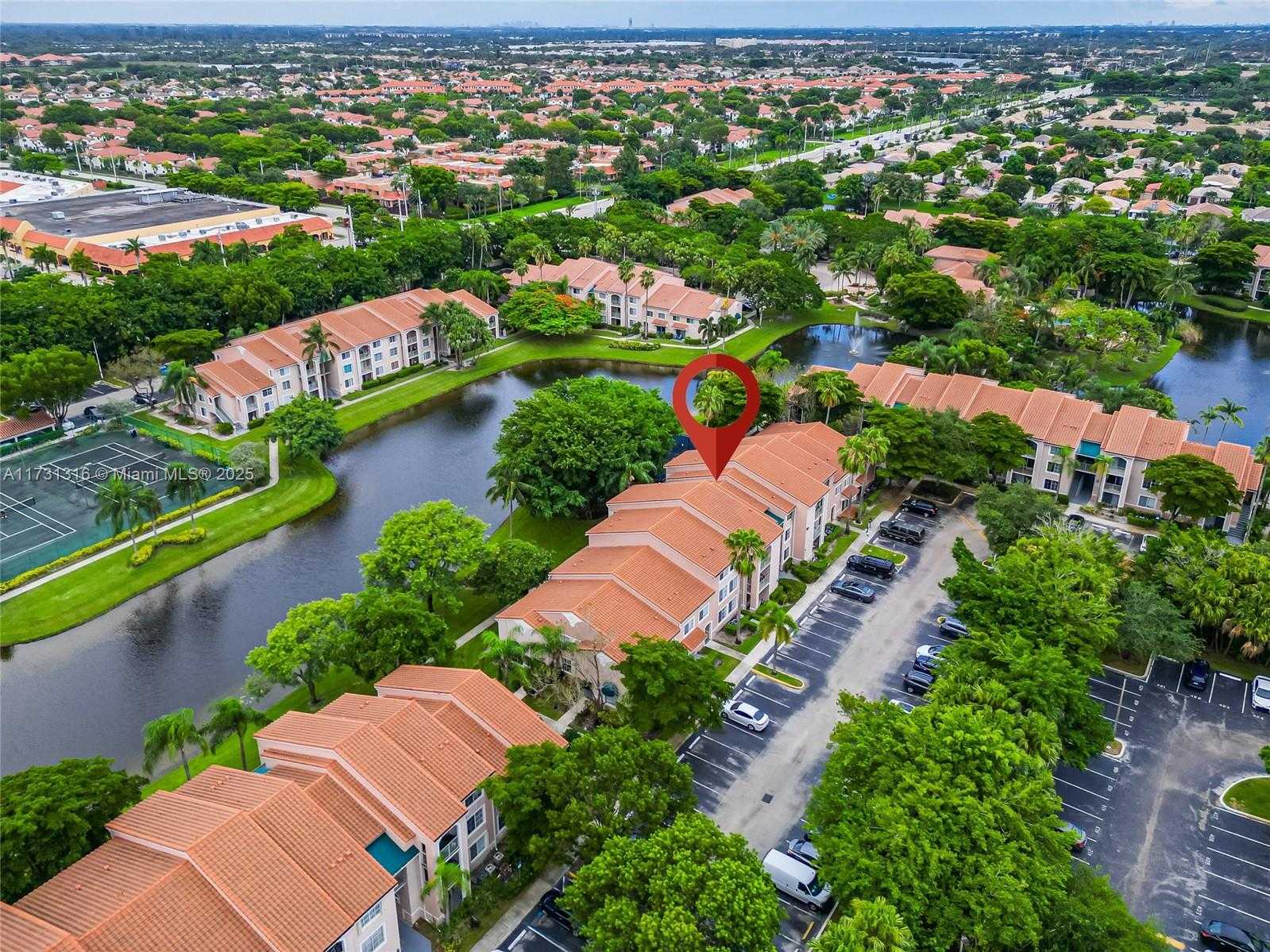 Small Image of 12142 SAINT ANDREWS PL #206, Miramar Number 35