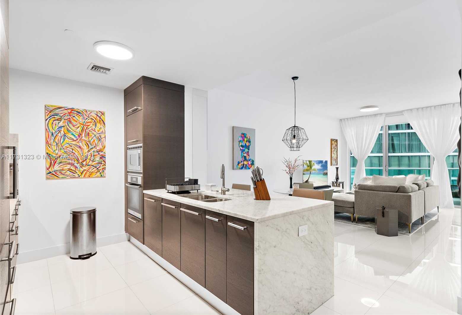 Small Image of 900 BISCAYNE BLVD #4810, Miami Number 2