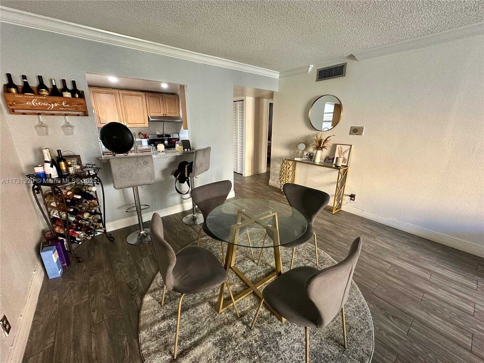 Small Image of 17911 NORTH WEST 68TH AVE #M106, Hialeah Number 11