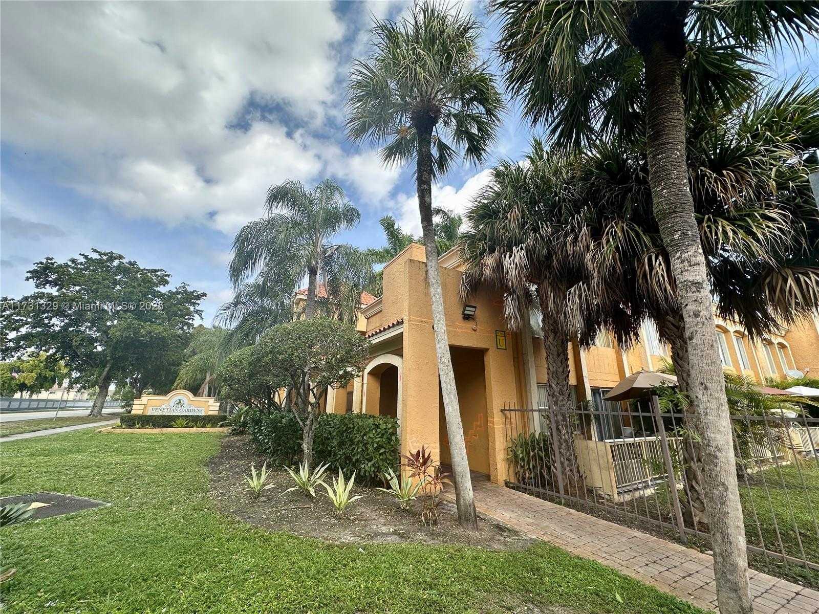 Small Image of 17911 NORTH WEST 68TH AVE #M106, Hialeah Number 2