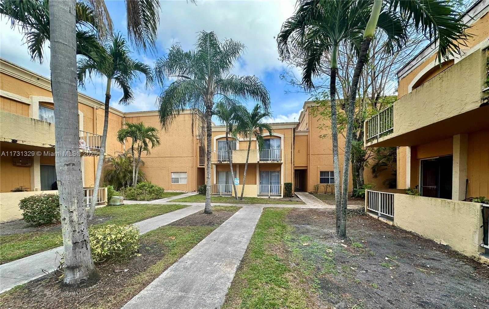 Small Image of 17911 NORTH WEST 68TH AVE #M106, Hialeah Number 30