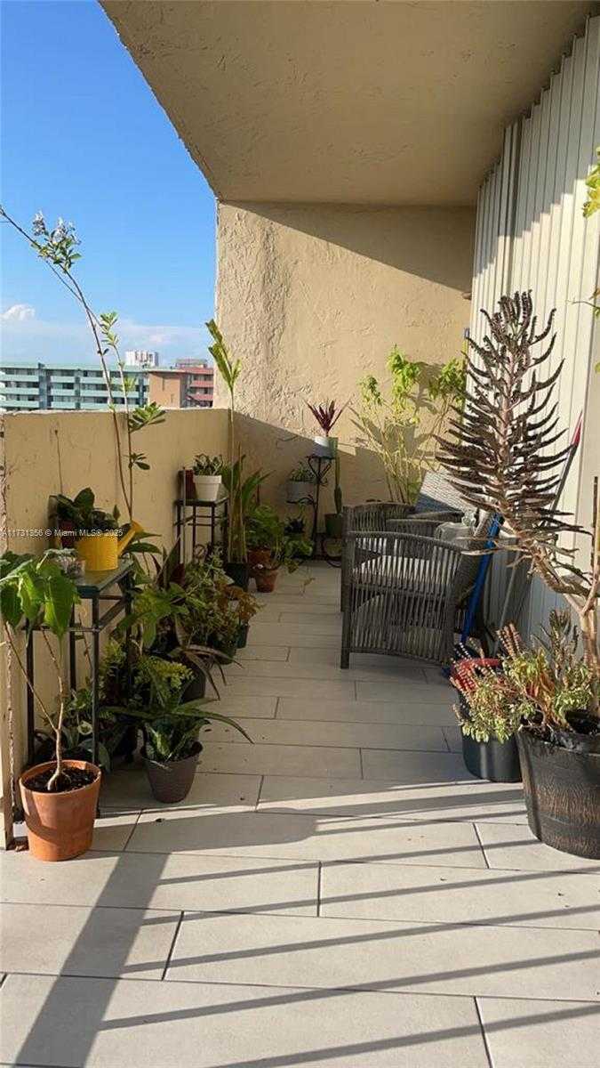 Small Image of 4675 WEST 18TH CT #1011, Hialeah Number 14