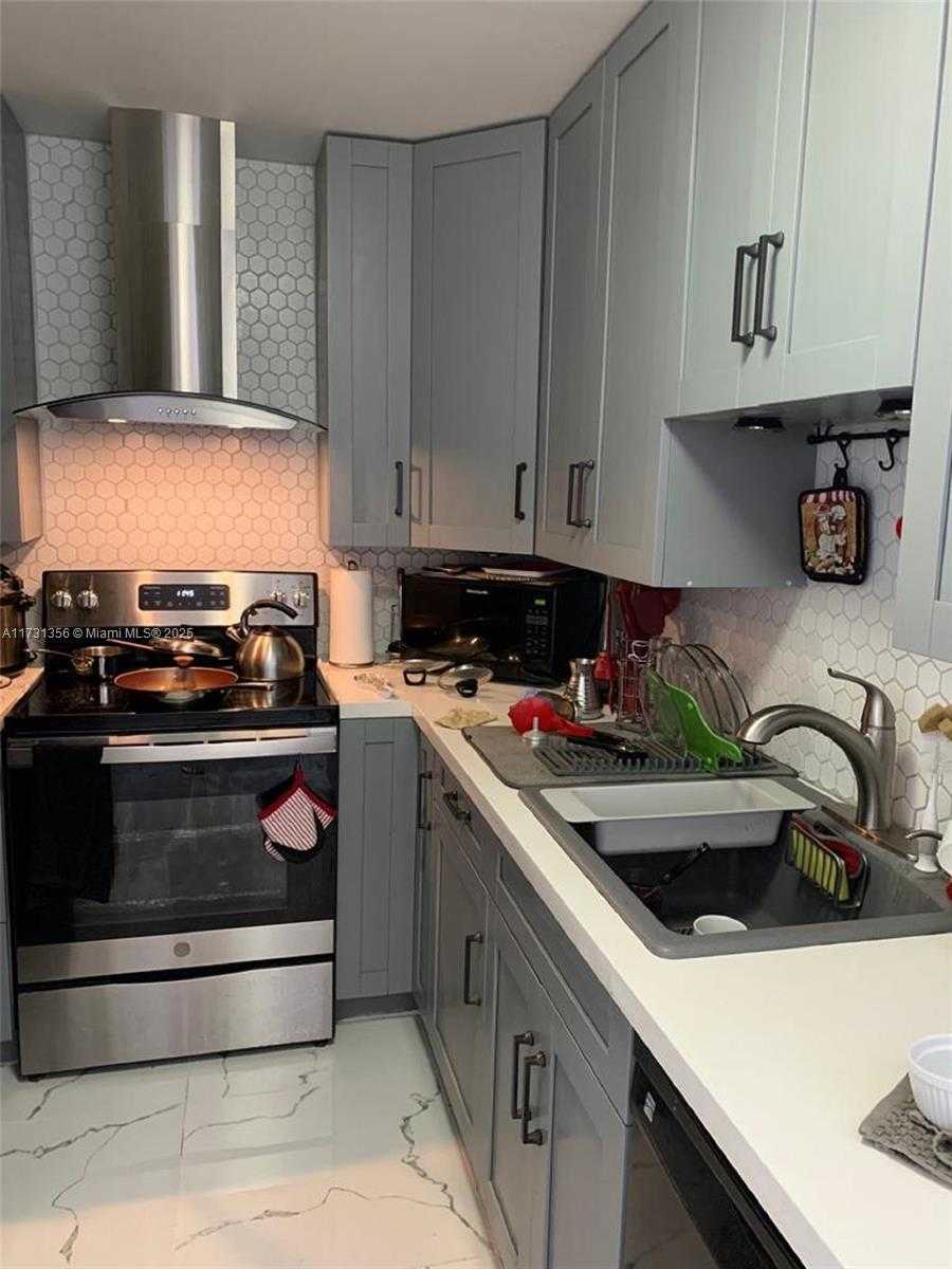 Small Image of 4675 WEST 18TH CT #1011, Hialeah Number 4