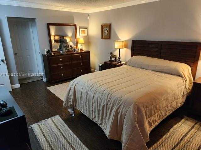 Small Image of 17911 NORTH WEST 68TH AVE #M104, Hialeah Number 6