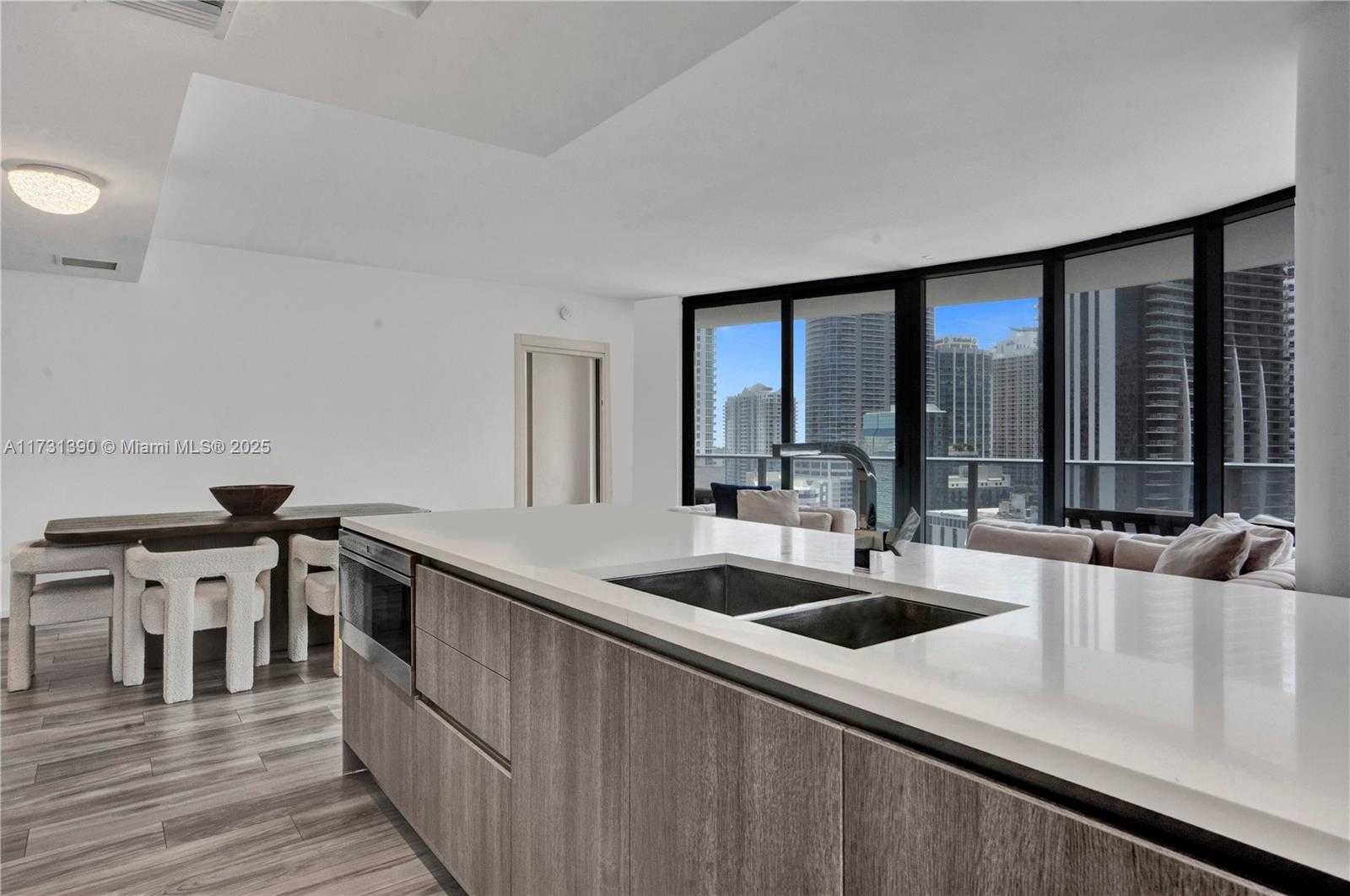 Small Image of 801 SOUTH MIAMI AVE #1801, Miami Number 13