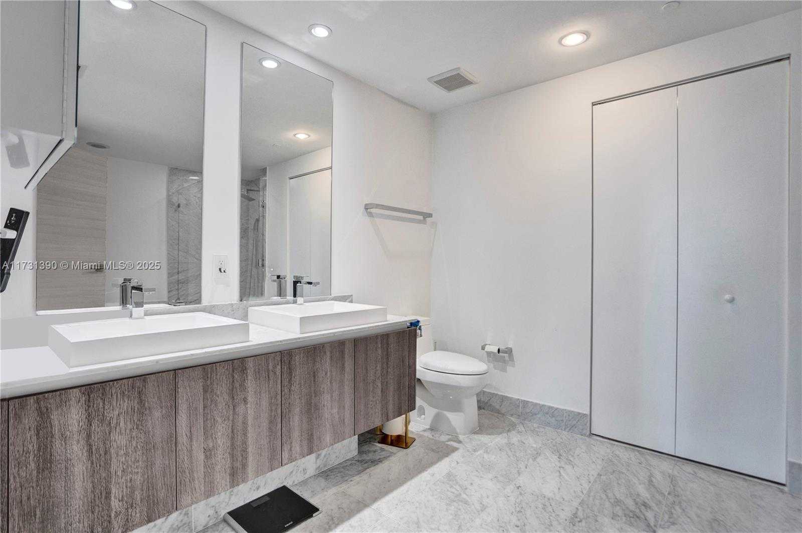 Small Image of 801 SOUTH MIAMI AVE #1801, Miami Number 18