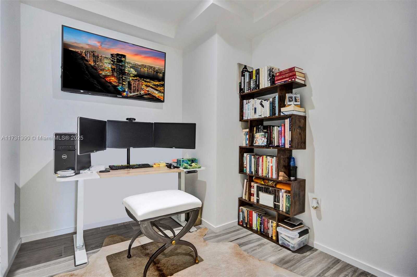 Small Image of 801 SOUTH MIAMI AVE #1801, Miami Number 36