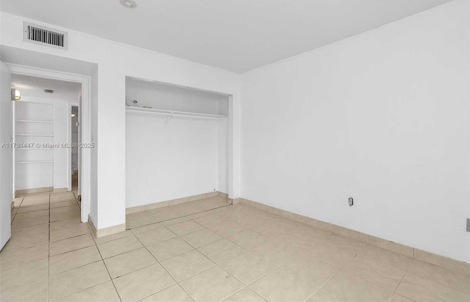 Small Image of 6884 NORTH KENDALL DR #C404, Pinecrest Number 17