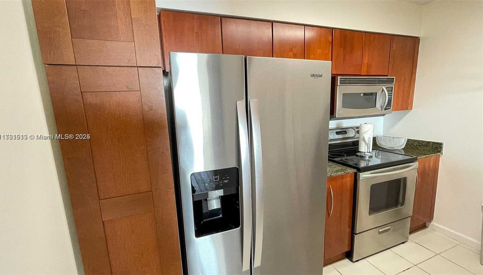 Small Image of 1200 BRICKELL BAY DR #1702, Miami Number 15