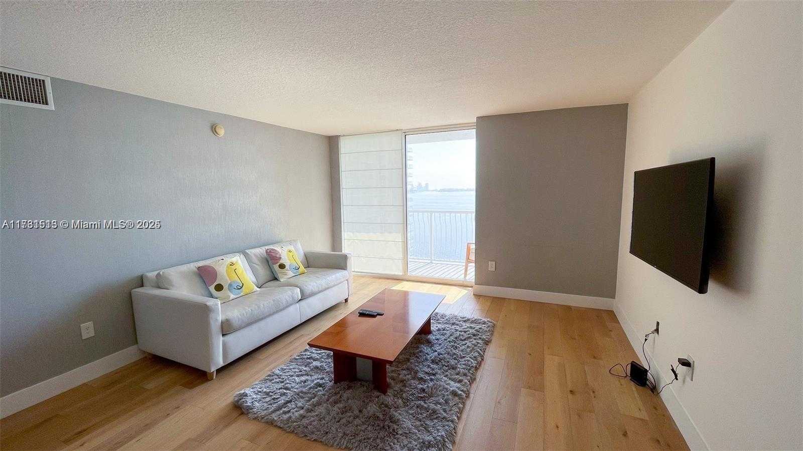 Small Image of 1200 BRICKELL BAY DR #1702, Miami Number 20