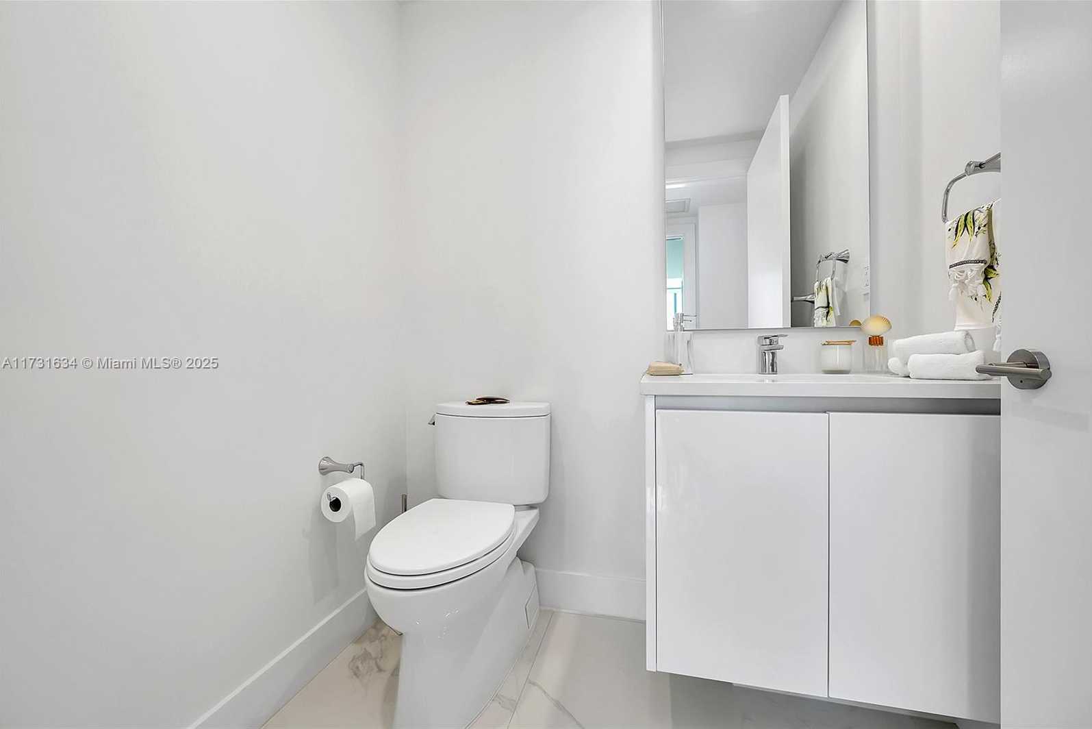 Small Image of 730 NORTH OCEAN BLVD #1204, Pompano Beach Number 32