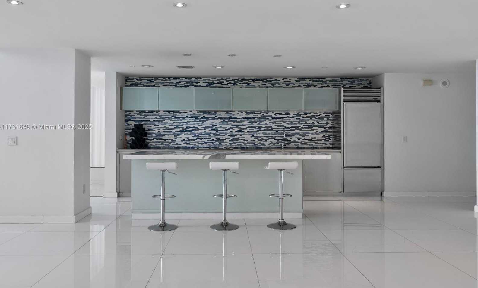 Small Image of 1040 BISCAYNE BLVD #4402, Miami Number 10