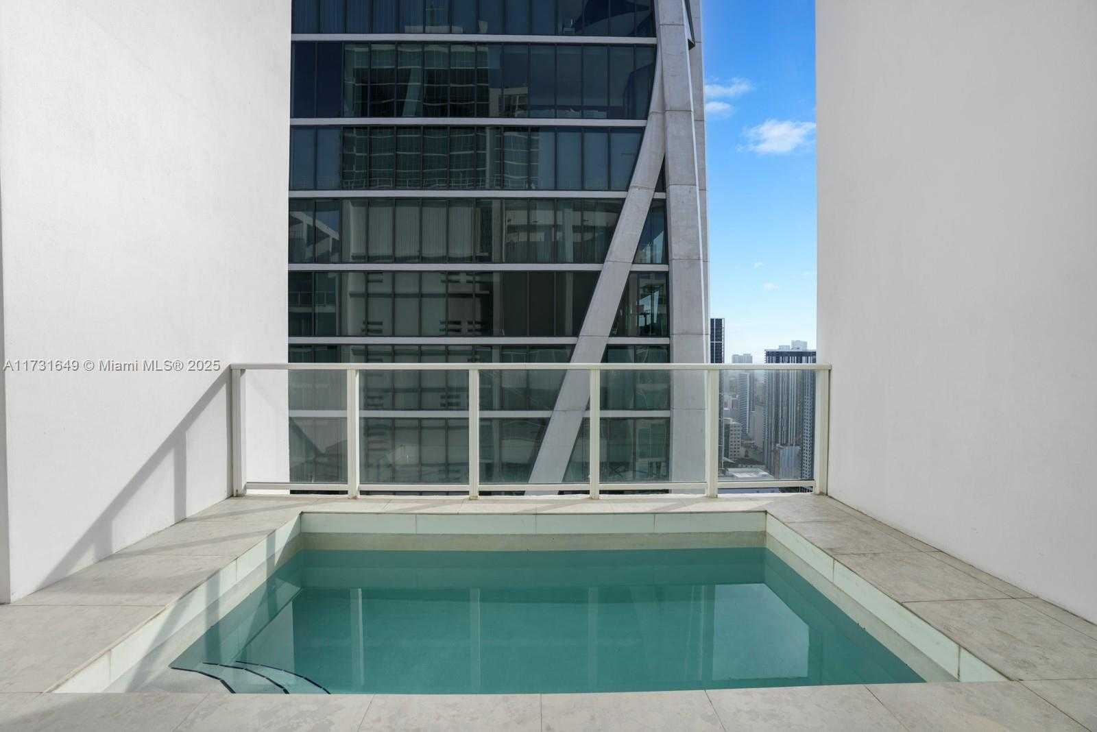 Small Image of 1040 BISCAYNE BLVD #4402, Miami Number 30