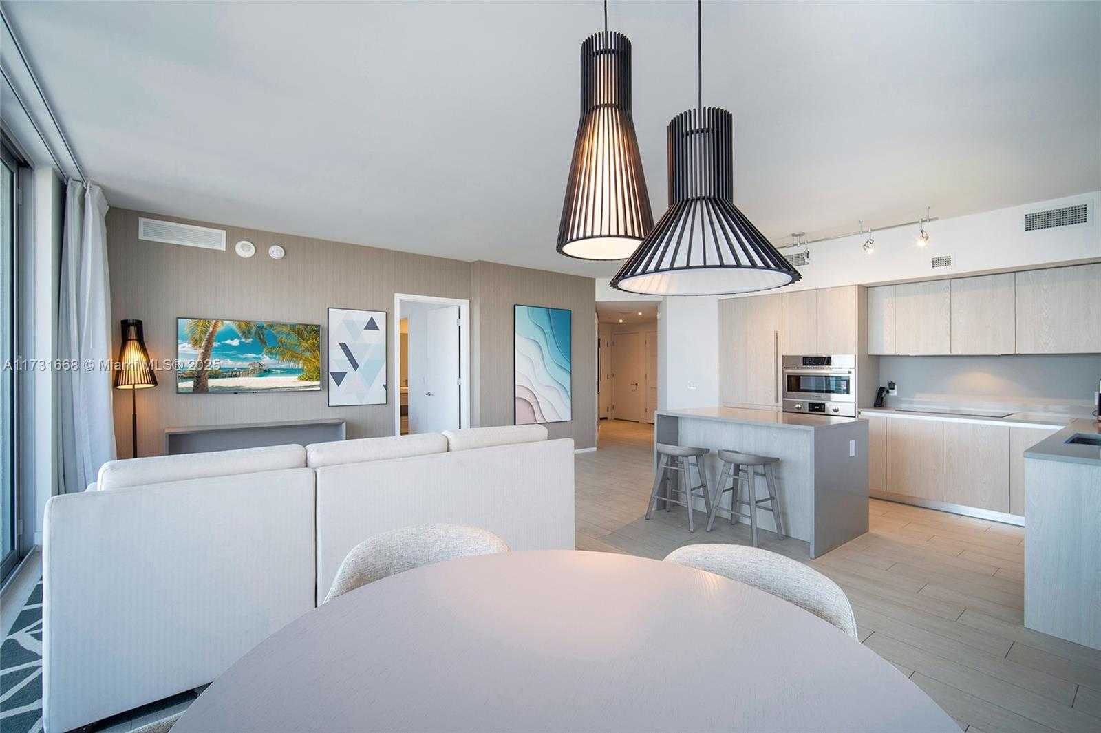 Small Image of 4010 SOUTH OCEAN DR #T3502, Hollywood Number 5