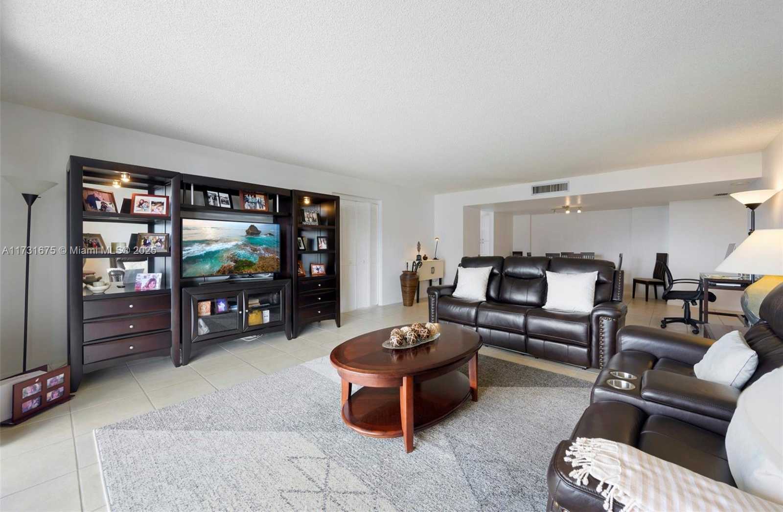 Small Image of 2851 NORTH EAST 183RD ST #502E, Aventura Number 17