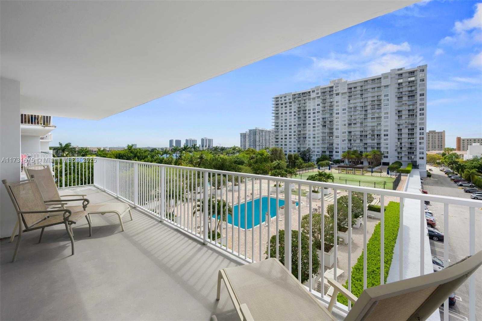 Small Image of 2851 NORTH EAST 183RD ST #502E, Aventura Number 9