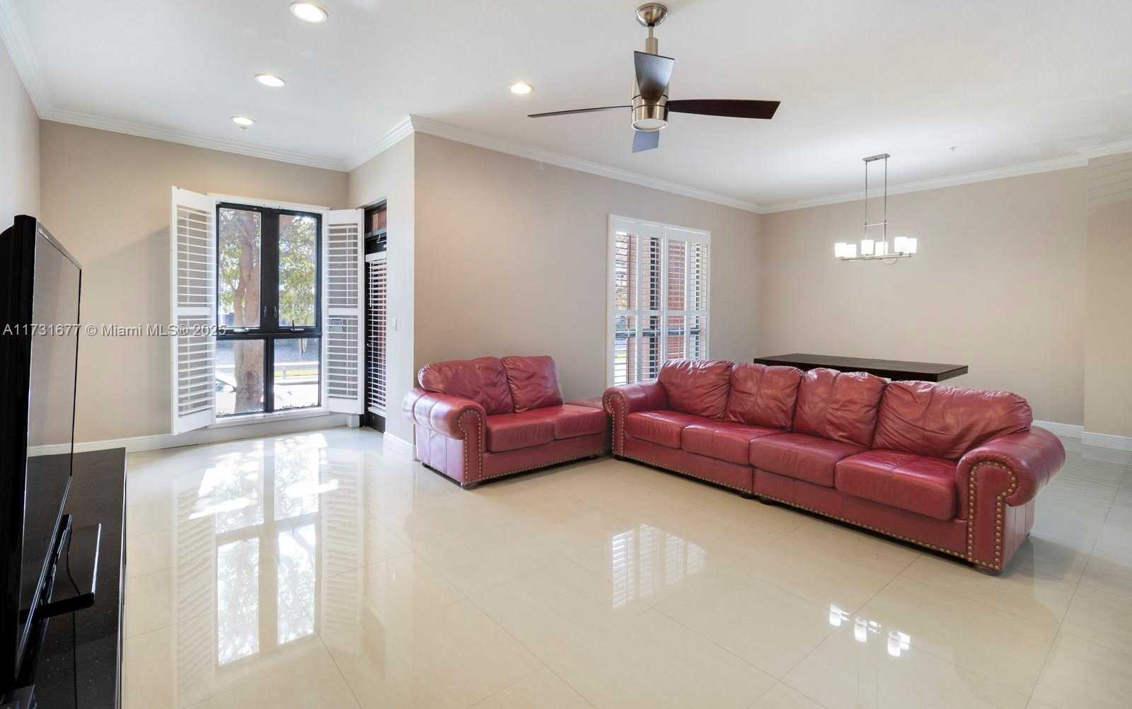 Small Image of 8395 SOUTH WEST 73RD AVE #104, Miami Number 3