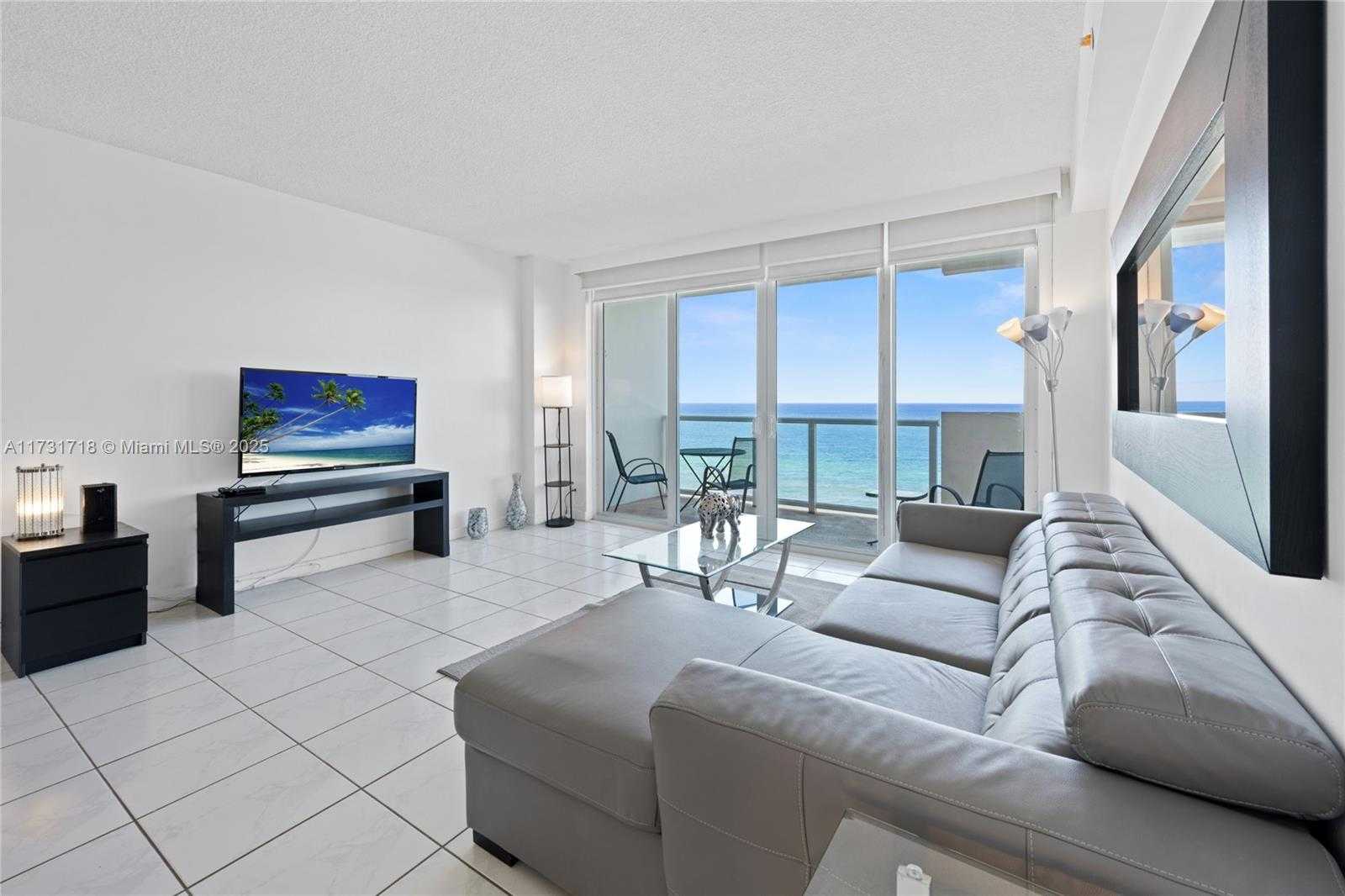 Small Image of 5601 COLLINS AVE #1103, Miami Beach Number 6