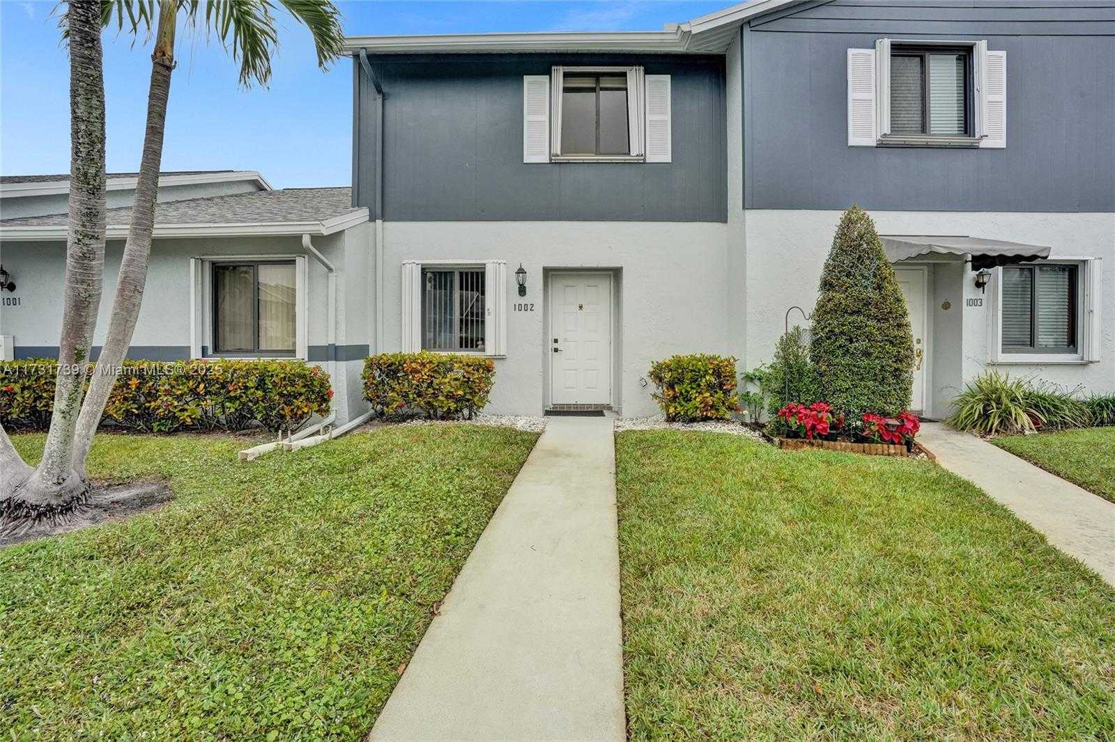 Small Image of 2641 Gately Dr W, West Palm Beach, FL 33415, USA Number 2