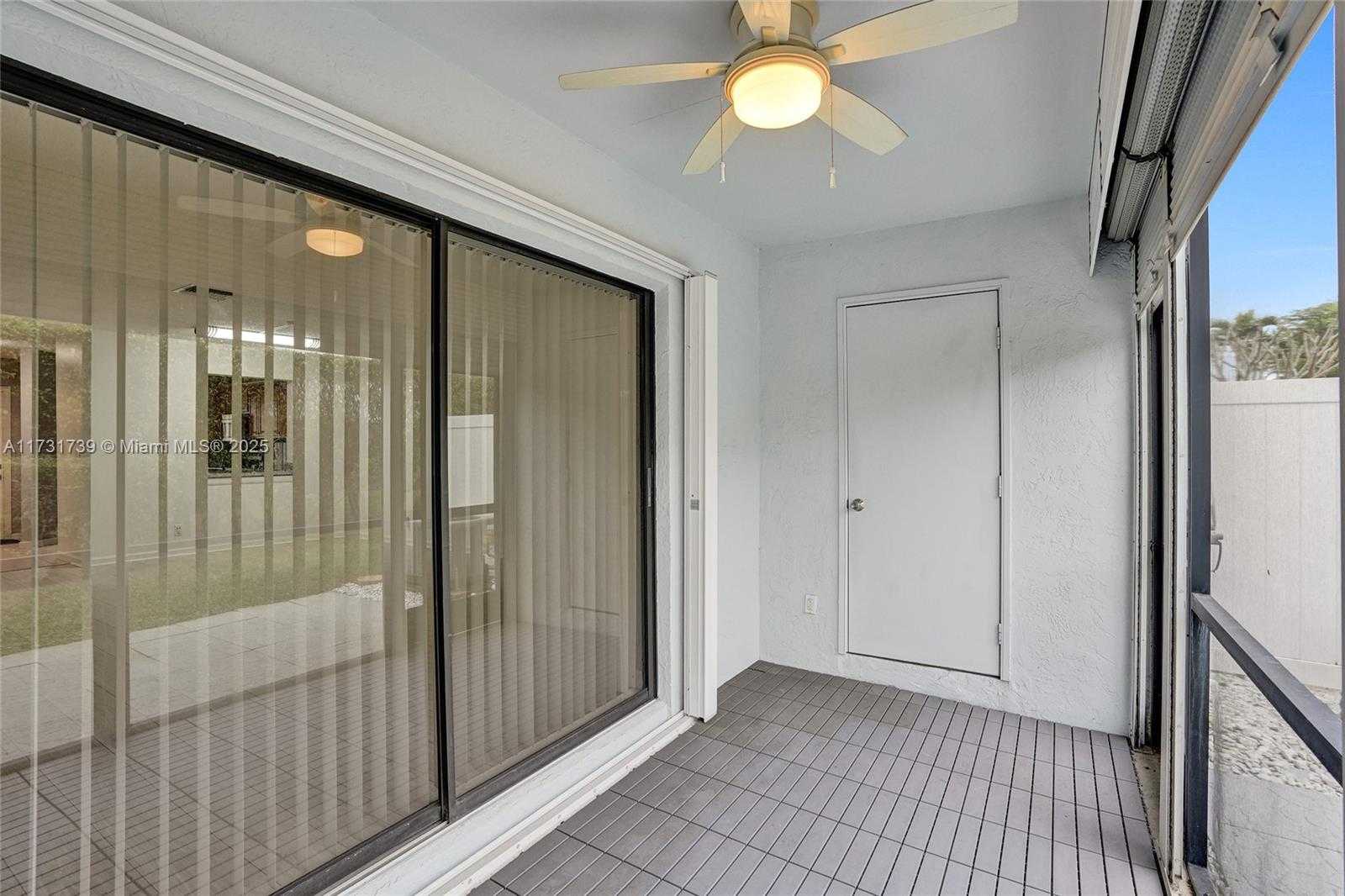 Small Image of 2641 Gately Dr W, West Palm Beach, FL 33415, USA Number 28