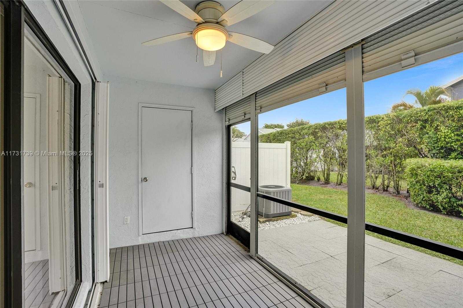 Small Image of 2641 Gately Dr W, West Palm Beach, FL 33415, USA Number 29