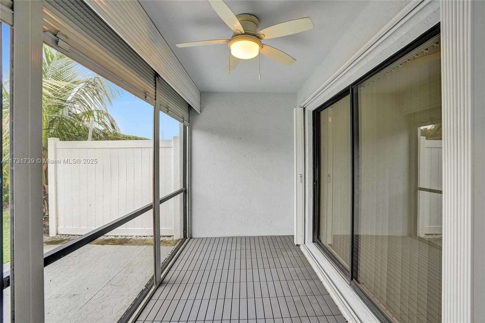 Small Image of 2641 Gately Dr W, West Palm Beach, FL 33415, USA Number 30
